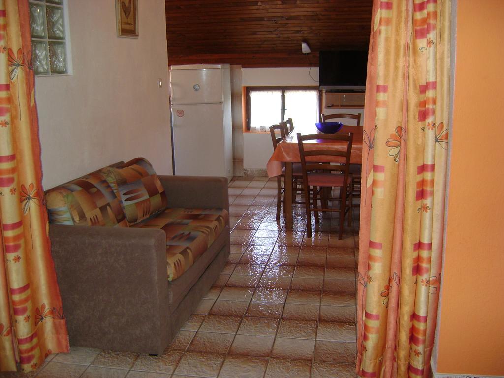 Apartments Radulovic Biograd Na Moru Δωμάτιο φωτογραφία